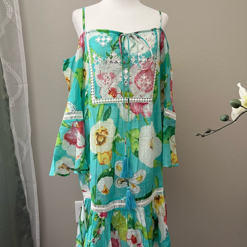 NWT Small Floral Cold-Shoulder Dress / Beach Cover-up!